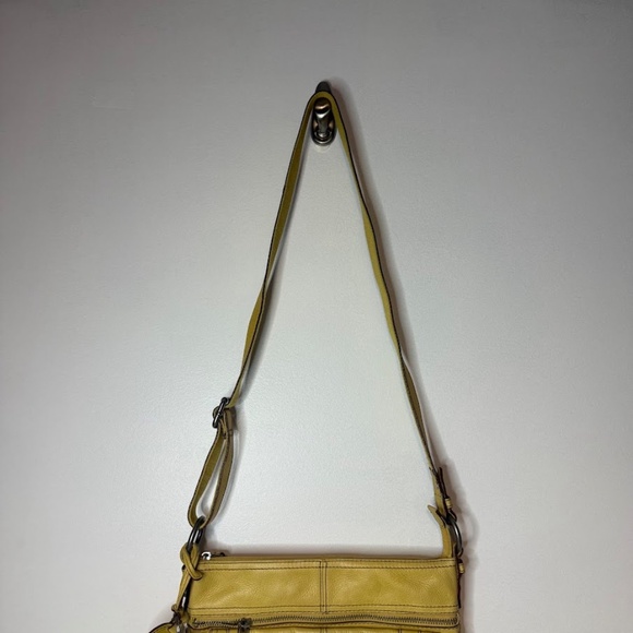 Vintage Fossil Yellow Leather Maddox Shoulder Cross Body Bag Purse Crossbody - Picture 2 of 6